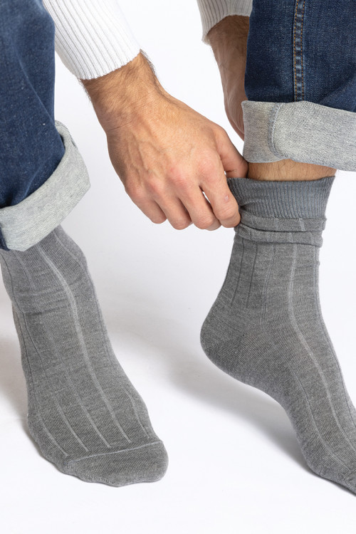 Chaussettes en laine unies · Basile