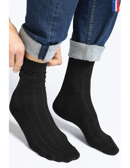 Chaussettes en laine unies · Basile Lafrançaise